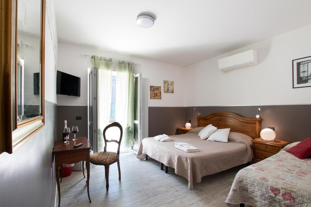 Villa Boninsegna - Wine Enoteca Verdi - Castel d'Azzano Eksteriør billede